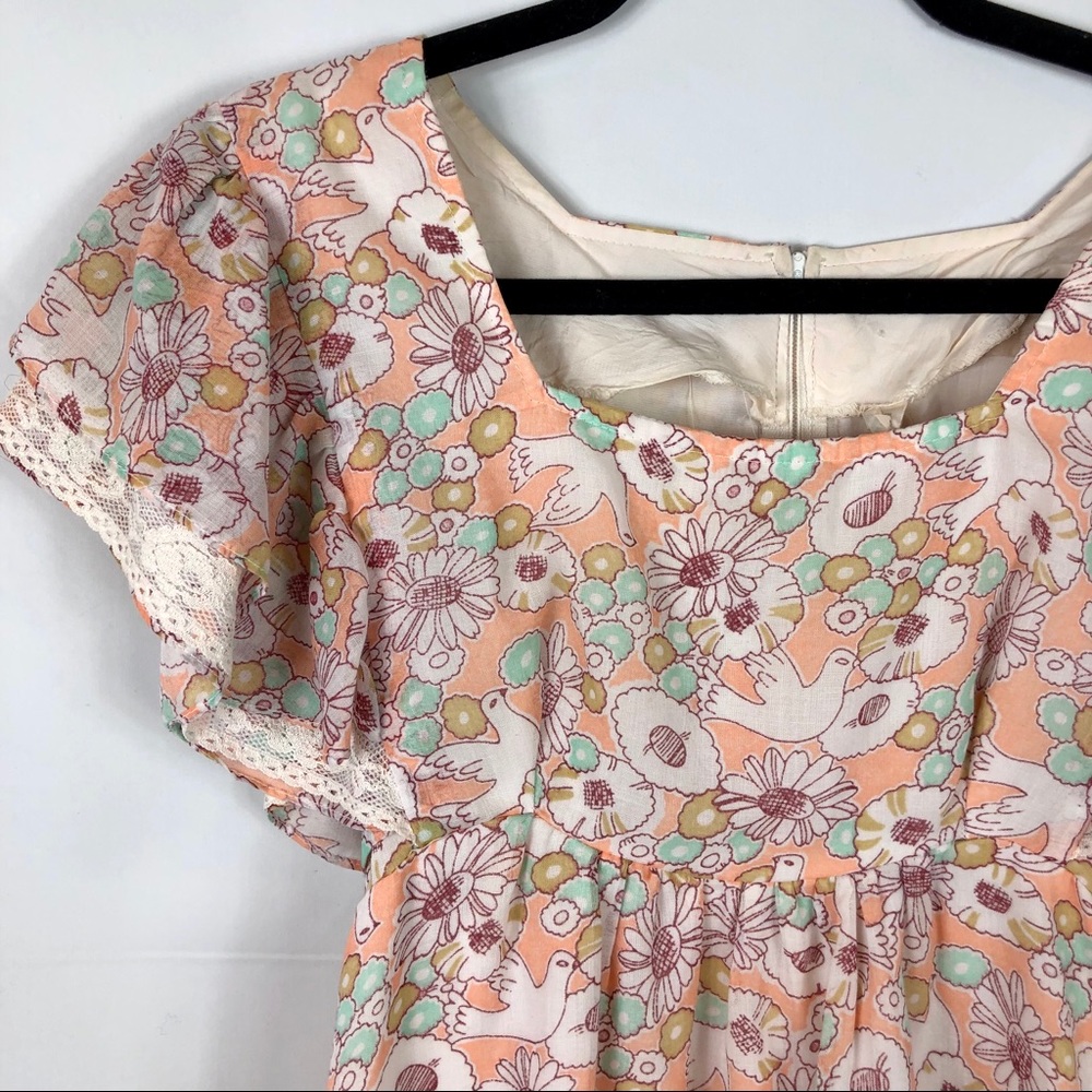 🌸Flattering Vintage Dress🌸